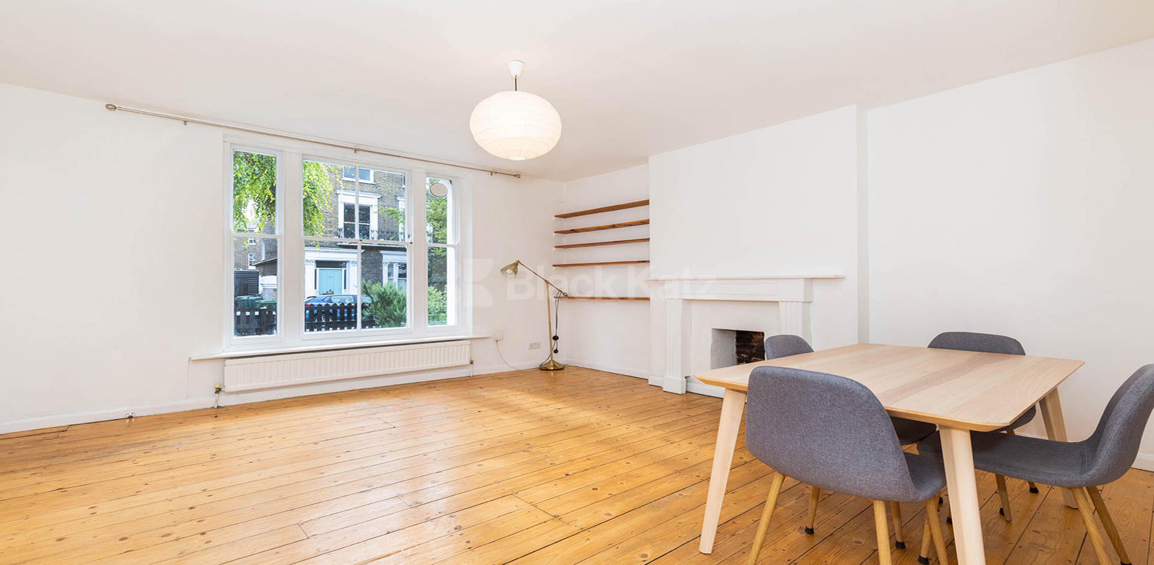 Super one bed garden flat set on a premier road in Kentish Town mins to tube.  Patshull Road, Kentish Town NW5